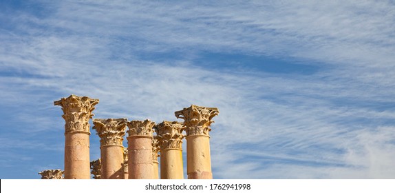 Artemis Or Diana Temple In Jerash Greco-Roman City Or Pompeii Of The East In Northern Jordan, The Middle East, Asia