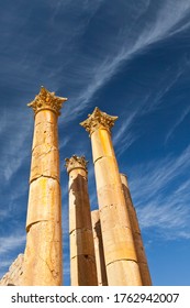 Artemis Or Diana Temple In Jerash Greco-Roman City Or Pompeii Of The East In Northern Jordan, The Middle East, Asia