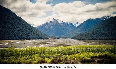 Arthurs Pass National Park, Southern Alps, New Zealand 