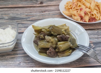 Artichoke Dish With Lamb Meat With Olive Oil