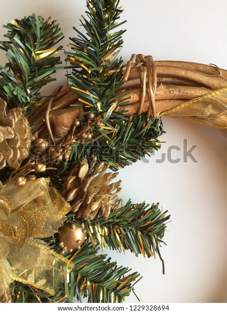 Artificial Christmas Wreaths Mistletoe Which Parasitic Stock