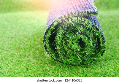 Artificial turf roll for lawn laying