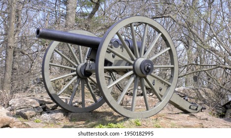 Artillery Cannon Atop Little Round Top