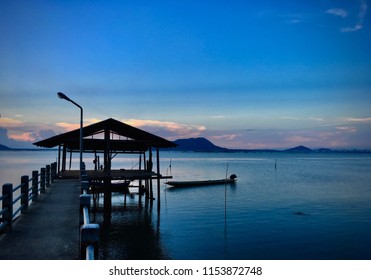 Artisanal Fisheries In The Twilight Time At Songkhla Lake, Thailand