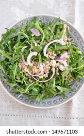 Arugula Salad With Spelt And Onions