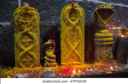 Arunacheshvara Temple. Candle Flame Close-up In The Indian Shiva Temple. Spiritual, Mystical And Religious Traditions Of India, Pooja. Beautiful Bright Festive Lights. Puja In Tamil Nadu. Snake, Nagas