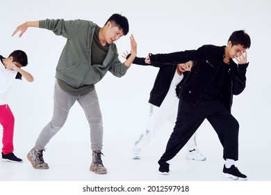 1,102 Asian Dance Trainer Images, Stock Photos & Vectors | Shutterstock