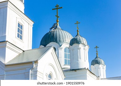 Ascension Church In The Village Of Voznesenka, Uchalinsky District. Bashkortostan, Autumn Sunny Day.