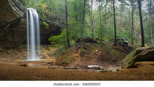 Ash Cave Waterfall Hocking Hills At High Water