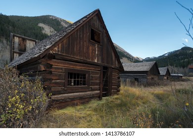 Imagenes Fotos De Stock Y Vectores Sobre Miners Cabin Shutterstock