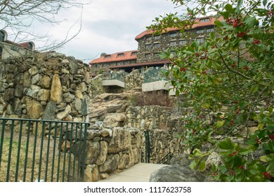 Asheville, North Carolina, USA-December 15, 2017: Scenes From Asheville, North Carolina And The Omni Grove Park Inn. Travel, Tourism. Taken During The Winter Season, Holiday Decorations, Gingerbread.