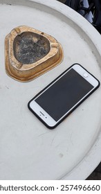ashtray iphone white table eclipse