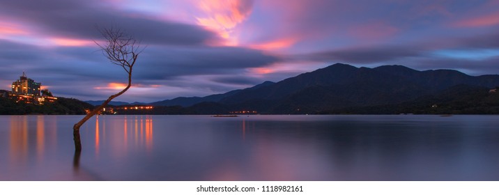 Sun Moon Lake Taiwan Images Stock Photos Vectors Shutterstock