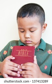 Asia Little Boy Praying Bible Hand Stock Photo 137413289 | Shutterstock