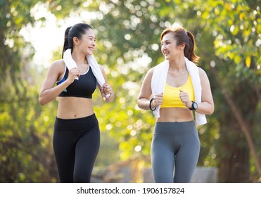 49,645 Jogging couple Images, Stock Photos & Vectors | Shutterstock