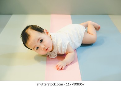 Xxx chienese small girl Xxx sri lanka school garl