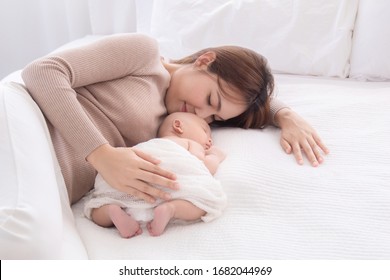 Asian Mom Sleep