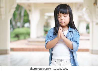 7,462 Hands raised in worship Images, Stock Photos & Vectors | Shutterstock