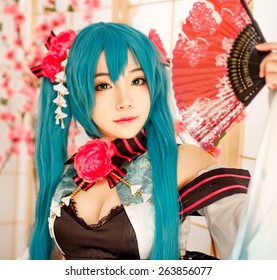 Asian Cosplay Girl Sakura Washitsu 