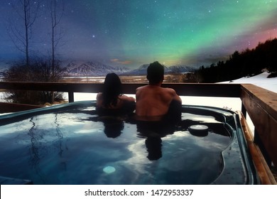 Asian Couples In The Hot Tubs Of Luxury Resorts And Northern Lights, Traveling On Holiday Iceland, Travel Ideas