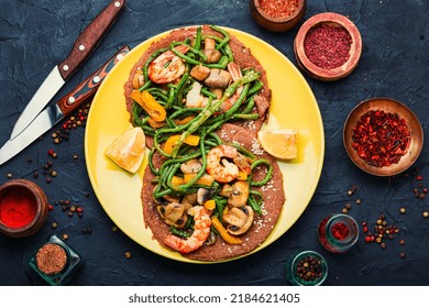 Asian Delicious Salad With Shrimp, Asparagus Beans And Okra.