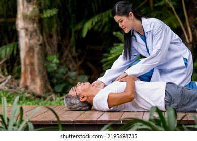 Asian Doctor Takes Care Of Elderly Health, Asian Old Man Health Problems Fell To The Ground.