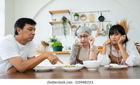 Asian Families Are Bored With Meals.Food Taste Not Good.
Anorexia And Indigestion Problem.
The Wife Is Not Good At Cooking, Causing The Husband To Lose His Appetite.