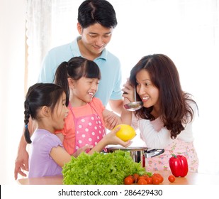 Asian Family Cooking