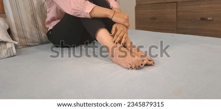 Asian Feet on Bed | Cute girl feet