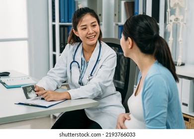 Asian Female Gynecologist Smiling While Showing Stock Photo 2193766033 ...