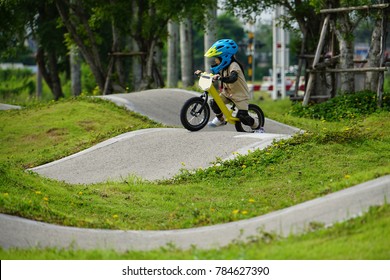 balance bike races