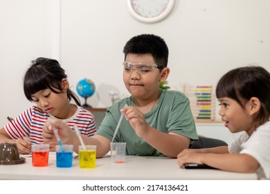 Asian Kids Do Chemical Experiments Their Stock Photo 2174136421 ...