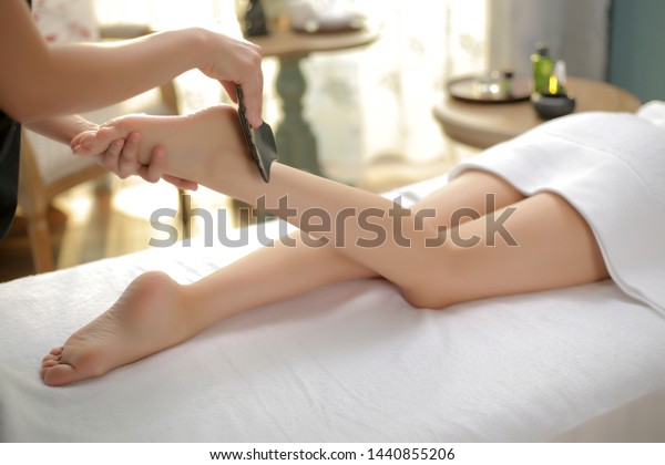 Asian Lady Who Doing Foot Spa Stock Photo Edit Now 1440855206