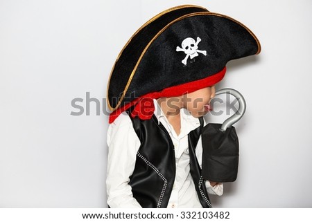 asian pirate costume Asian pirate costume