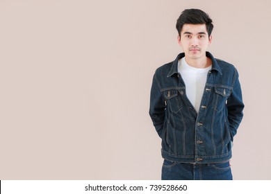 Asian Man Casual Outfits Standing Jeans Stock Photo 739528660 | Shutterstock