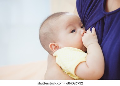 Breastfeeding Boy Porn - ImÃ¡genes, fotos de stock y vectores sobre Baby with Food On ...