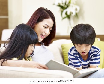 1,077 China children reading a book Images, Stock Photos & Vectors ...