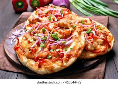 Asian Naan Pizza With Chicken And Vegetables
