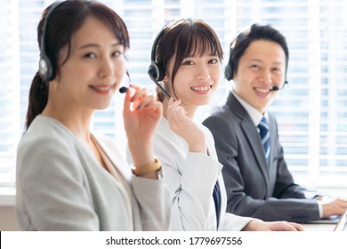 女性 オペレーター 日本人 High Res Stock Images Shutterstock