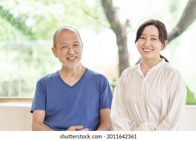 Asian Parents Children Sitting Smile Stock Photo 2011642361 | Shutterstock