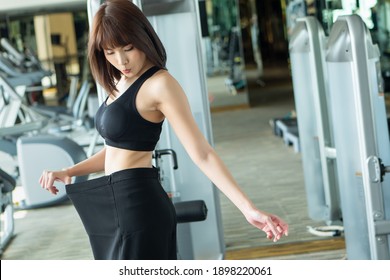 女性 筋トレ Images Stock Photos Vectors Shutterstock