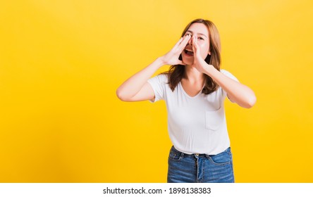 Person Shouting Out Images Stock Photos Vectors Shutterstock