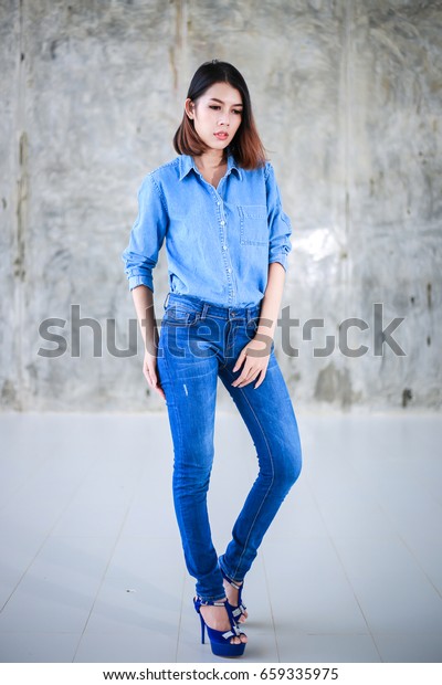 Asian Woman Casual Outfits Standing Jeans Stock Photo 659335975 |  Shutterstock