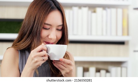 Asian Woman Drinking Coffee Smiling Stock Photo 2136550281 | Shutterstock