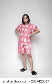 Asian Woman Fashion Pajamas - Woman Using Pajamas