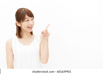 日本人女性 指さし の画像 写真素材 ベクター画像 Shutterstock