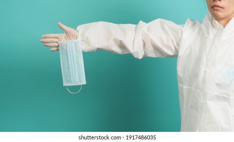 Asian Woman Ppe Suit Medical Gloves Stock Photo 1917486035 | Shutterstock