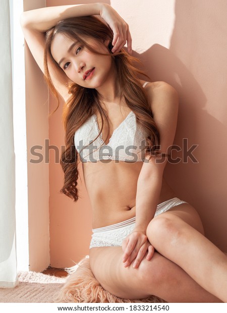 Sexy Teen Lingerie Model