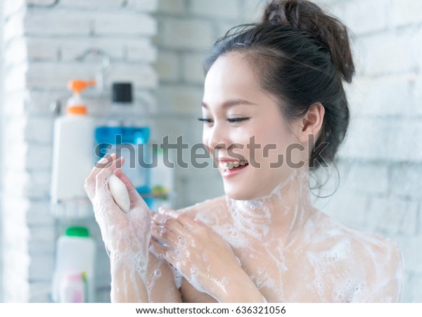 Asian Women Taking Shower Bathroom She ภาพสต็อก 636321056 Shutterstock 4273