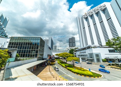 Asia/Singapore - November 22, 2019 : Singapore Central Business District, Pan Pacific Hotel On A Cloudy Sunny Morning.